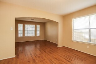 2610 Heather Knoll Dr in Spring, TX - Building Photo