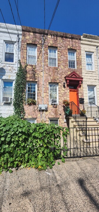 276 Grant Ave in Jersey City, NJ - Building Photo