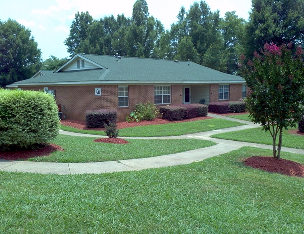 Brockwood Senior Housing in Greenville, SC - Foto de edificio - Building Photo