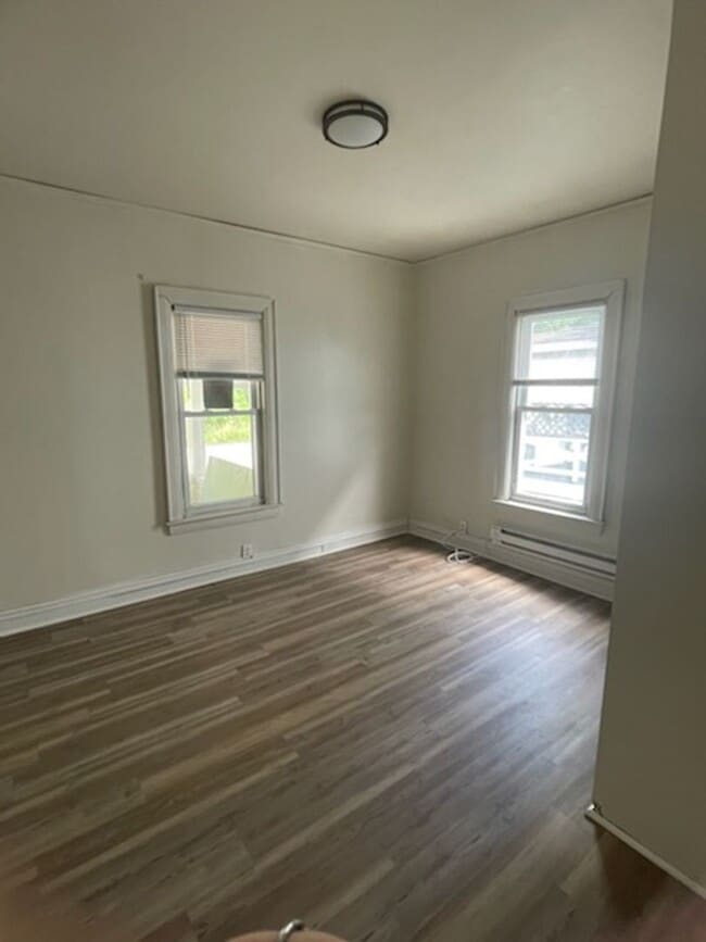2333 Washington St W in Charleston, WV - Building Photo - Building Photo