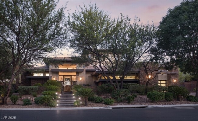 property at 17 Soaring Bird Ct