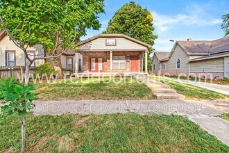 714 N Tremont St in Indianapolis, IN - Foto de edificio - Building Photo