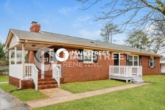 3419 Hartford St in Winston-Salem, NC - Building Photo - Building Photo