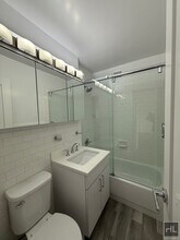 E 16 ST in New York, NY - Building Photo - Building Photo