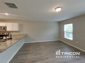 7012 Everest St in Spring Hill, FL - Building Photo - Building Photo