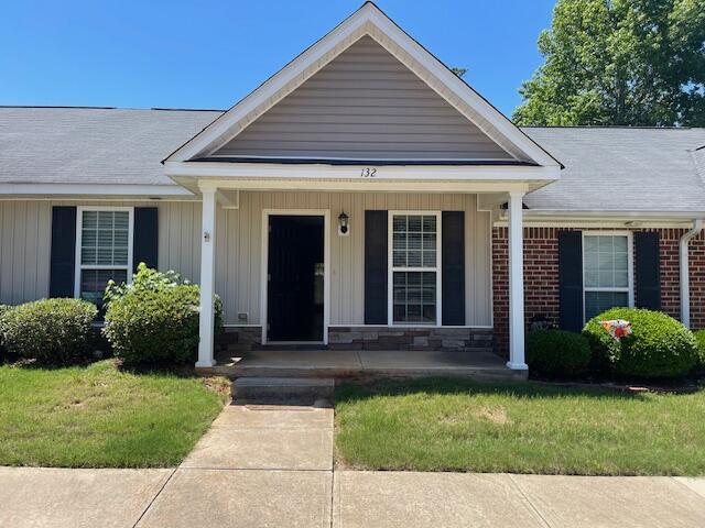 132 Winnipeg Rd in North Augusta, SC - Building Photo
