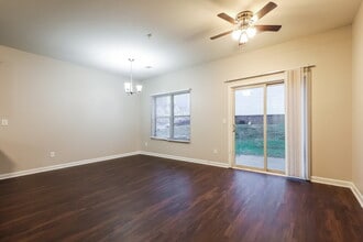 1603 Iris Walk in Jonesboro, GA - Building Photo - Building Photo