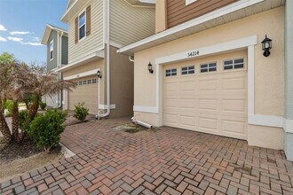 34214 Rogallo Ln in Wesley Chapel, FL - Building Photo - Building Photo