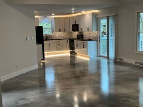 2301 Grant Ln in Columbia, MO - Building Photo - Building Photo