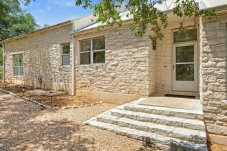 1700 Patterson Rd in Austin, TX - Building Photo - Building Photo