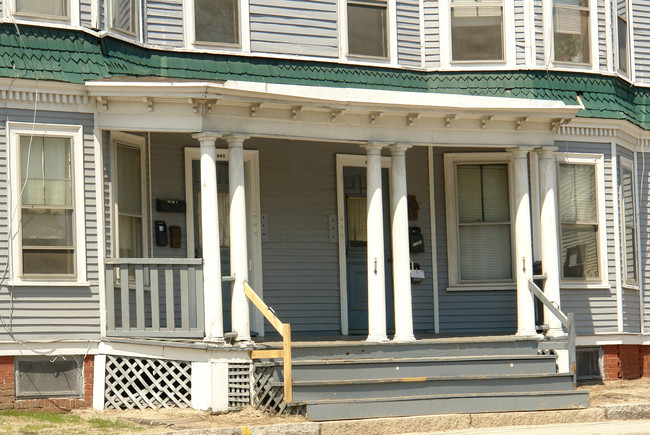 261 2nd St in Manchester, NH - Building Photo - Building Photo