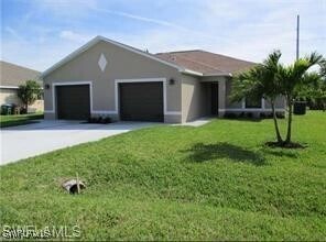 3919 SW Santa Barbara Pl in Cape Coral, FL - Building Photo