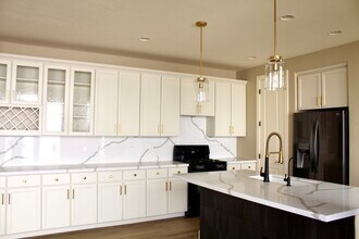 2905 N 48th St in Phoenix, AZ - Building Photo - Building Photo