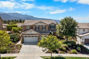 25589 Foxglove Ln in Corona, CA - Building Photo