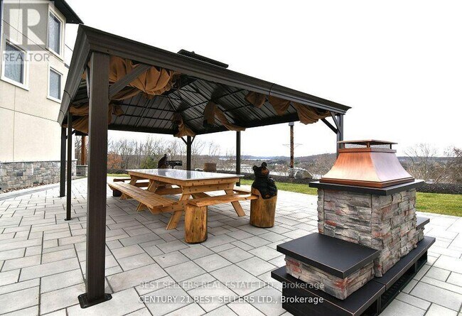 17-17 Horizon Ln. in Huntsville, ON - Building Photo - Building Photo