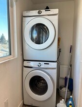 1528 1/2 W 36th Pl in Los Angeles, CA - Foto de edificio - Building Photo