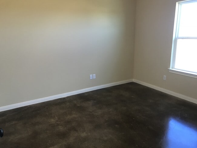 200 Quail Hollow Ln in Woodway, TX - Building Photo - Building Photo