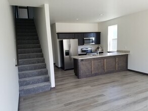 1504 Butler Creek Ave in Belgrade, MT - Building Photo - Building Photo