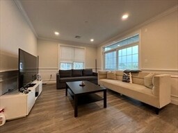 320 Middlesex Ave in Medford, MA - Foto de edificio - Building Photo