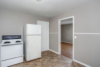 309 N Mt Carmel St in Wichita, KS - Building Photo - Building Photo