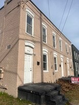 916 Washington Ave, Unit 916 washington Ave in Norfolk, VA - Building Photo