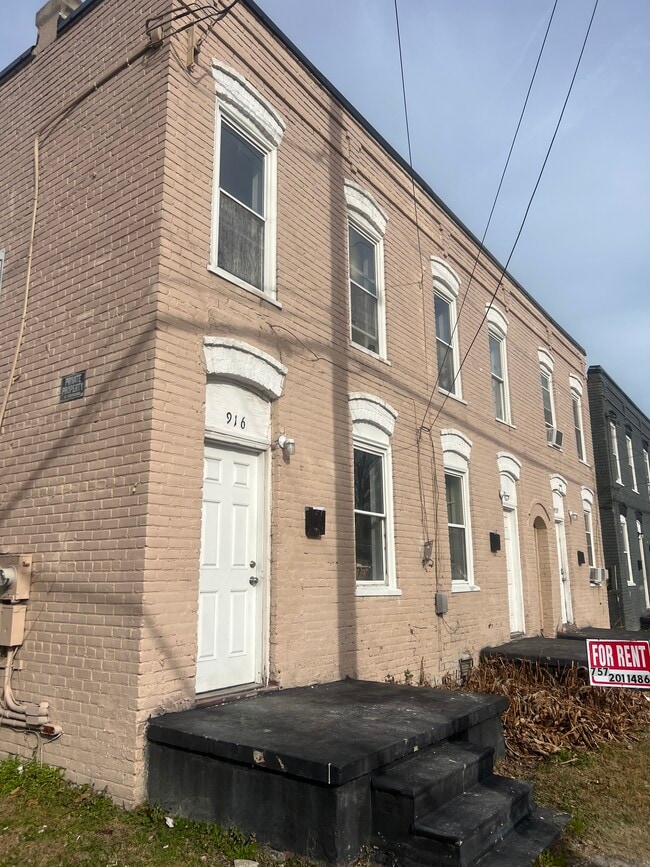 916 Washington Ave, Unit 916 washington Ave in Norfolk, VA - Building Photo - Building Photo