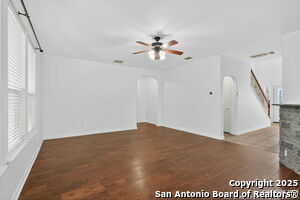 511 Sedberry Ct in San Antonio, TX - Building Photo - Building Photo