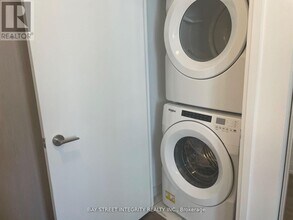 77 Mutual St in Toronto, ON - Building Photo - Building Photo