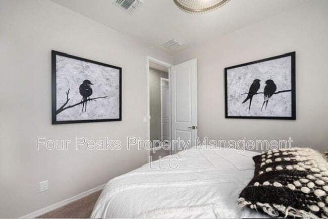 22808 E Roundup Way in Queen Creek, AZ - Building Photo - Building Photo