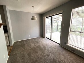 6614 Hart Ln in Austin, TX - Building Photo - Building Photo