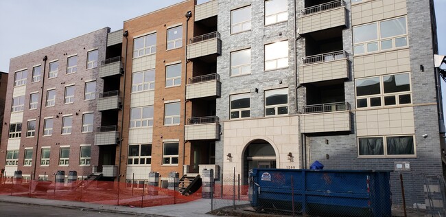 1208 E 64th St in Chicago, IL - Building Photo - Building Photo