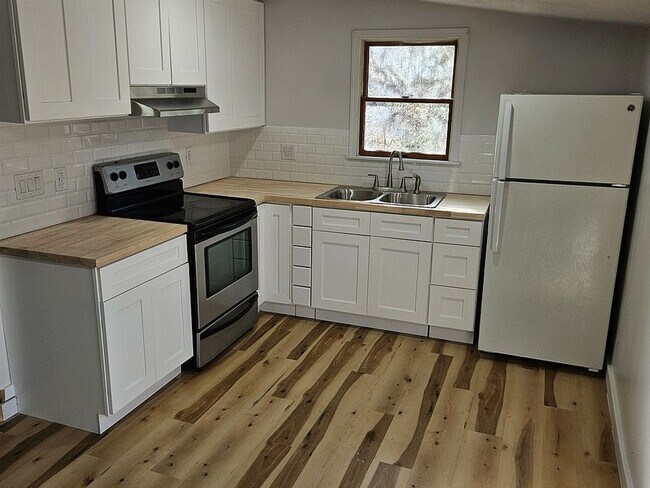 5083 PA-115 in Blakeslee, PA - Building Photo - Building Photo