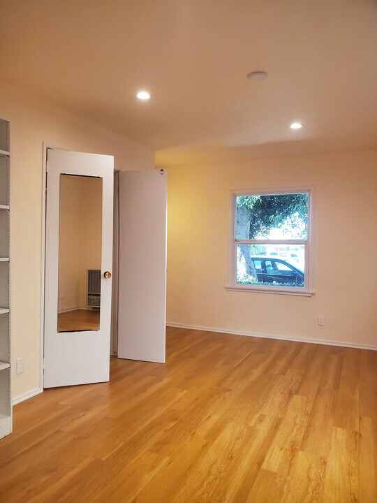 1446 Federal Ave, Unit B in Los Angeles, CA - Building Photo