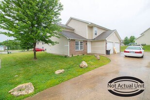 1401-1403-1403 Bodie Dr in Columbia, MO - Building Photo