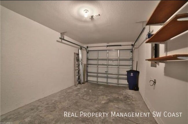 5172 Leeds Rd in Ft. Myers, FL - Building Photo - Building Photo