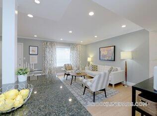 39 Gerry Rd in Brookline, MA - Building Photo - Building Photo