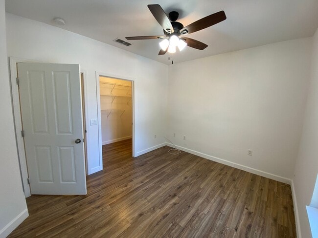 1002 Hemingway Cir in Haines City, FL - Building Photo - Building Photo