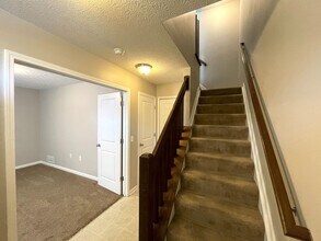 5580 Crystal Falls St in Dublin, OH - Building Photo - Building Photo