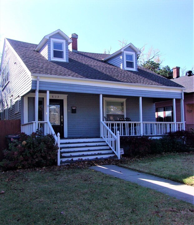 812 NW 21st St in Oklahoma City, OK - Foto de edificio