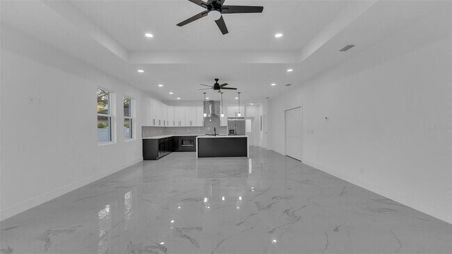 3850 2nd Ave N, Unit 211 in St. Petersburg, FL - Building Photo - Building Photo