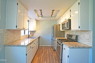 434 N Oakland Ave in Pasadena, CA - Building Photo - Building Photo
