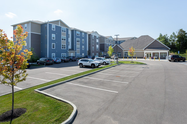 Brookside Residences Apartment Homes in Stow, OH - Building Photo - Building Photo