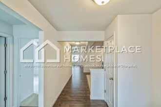 5477 Misty Crossing Ct in Florissant, MO - Foto de edificio - Building Photo