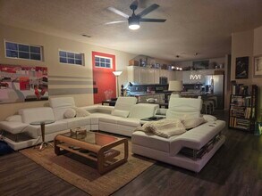 939 Tambora St NW in Albuquerque, NM - Building Photo - Building Photo