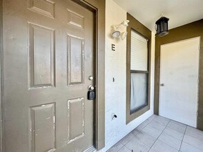 2145 Corbin Pl in Palm Harbor, FL - Building Photo - Building Photo