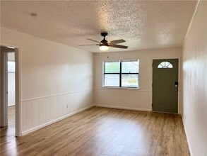 2018 W Olive St in Rogers, AR - Building Photo - Building Photo