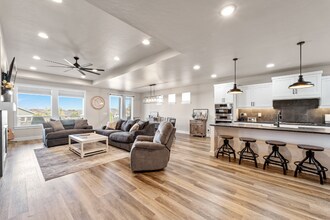 3056 E Columbus River Ct in Nampa, ID - Building Photo - Building Photo