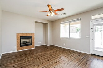 1238 E Julian Dr in Gilbert, AZ - Building Photo - Building Photo