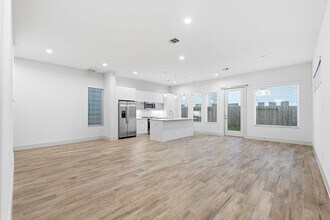 4404 Ibiza Ln in Houston, TX - Building Photo - Building Photo