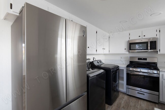 1015-1015 Bush St in San Diego, CA - Building Photo - Building Photo